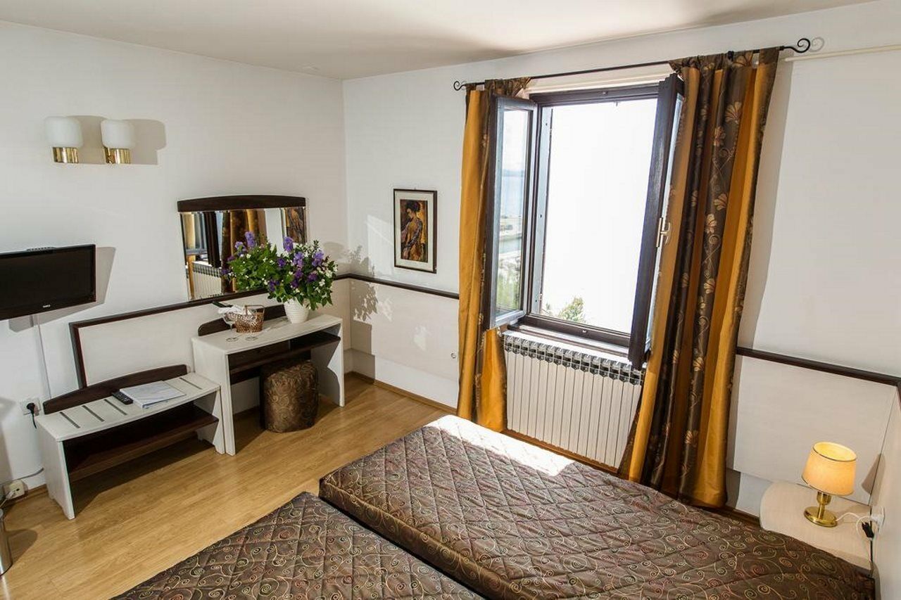 Hotel Kastel Crikvenica Eksteriør billede